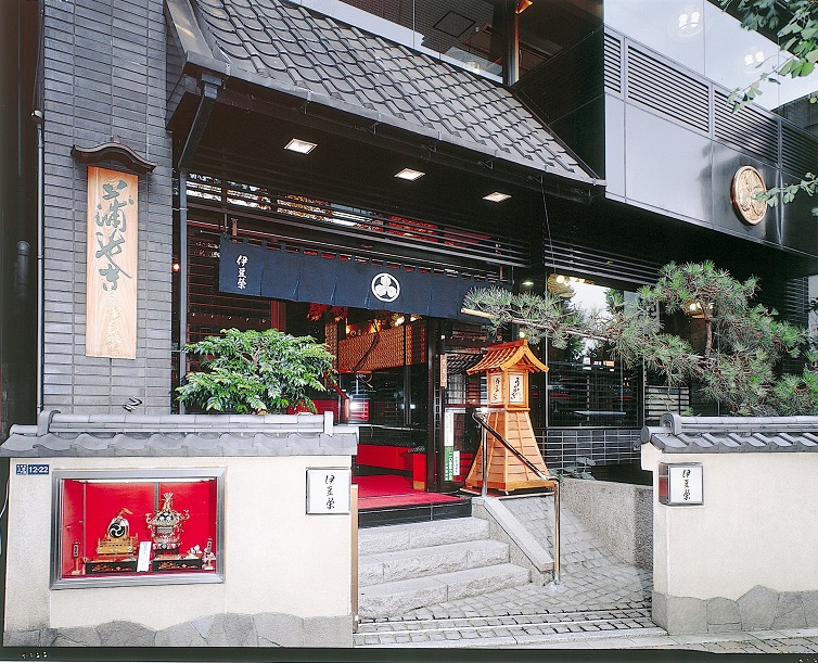 鰻割烹　伊豆榮　本店