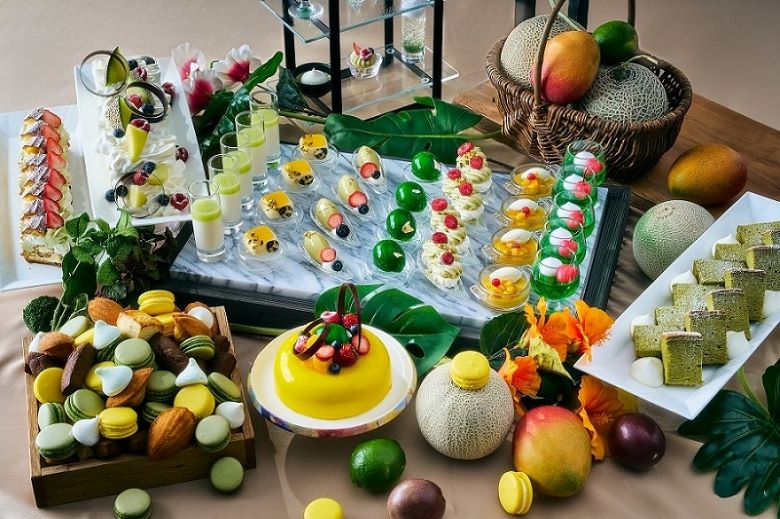 ヒルトン横浜　ヒルトンベア付 夏のスイーツビュッフェ